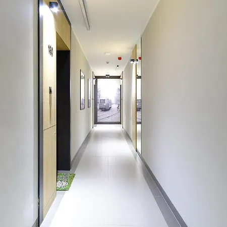Hello Zajezdnia Wrzeszcz With Private Parking Апартаменты